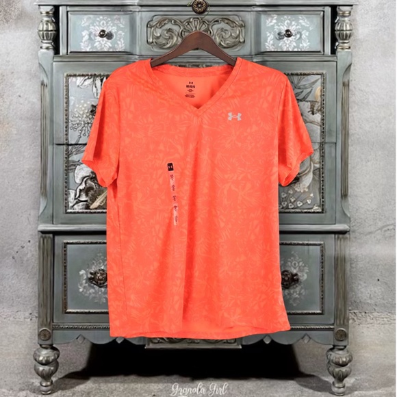 UNDER ARMOUR • Velocity Print Short Sleeve Tee - Picture 5 of 5